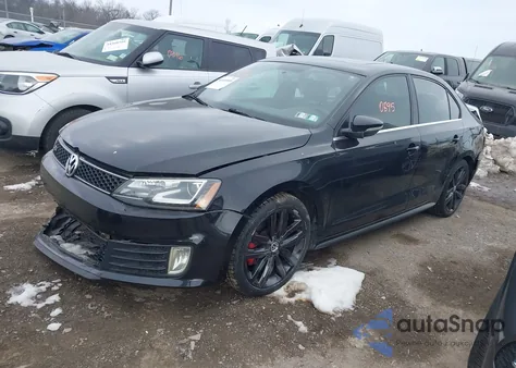 2013 Volkswagen Jetta Gli z USA, uszkodzony, nr VIN 3VW5A7AJ4DM272103